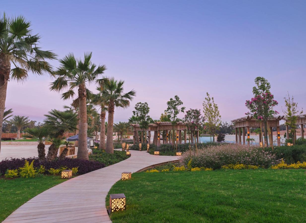 City Of Dreams Mediterranean - Integrated Resort, Casino & Entertainment Лімасол Екстер'єр фото The Village