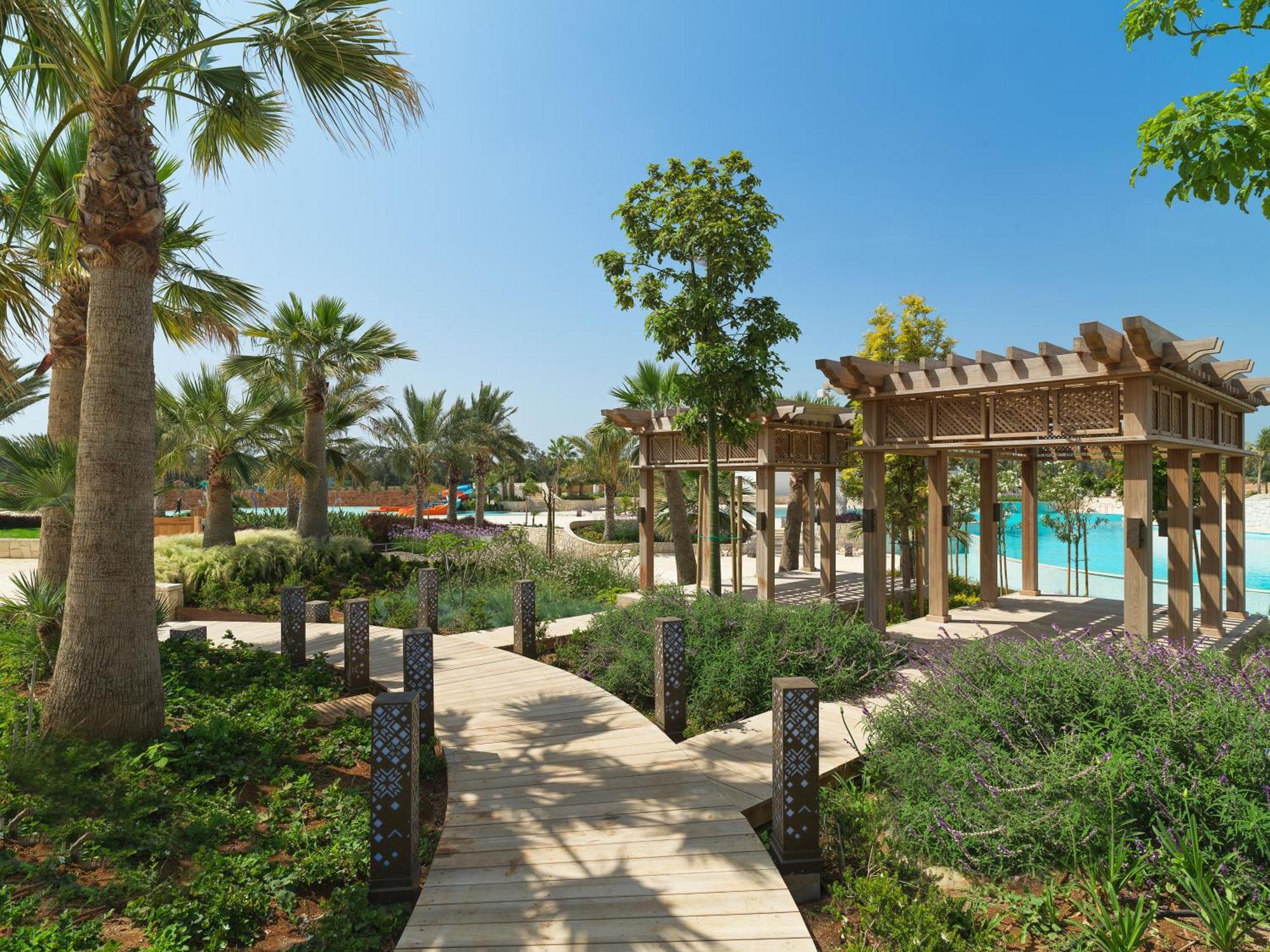 City Of Dreams Mediterranean - Integrated Resort, Casino & Entertainment Лімасол Екстер'єр фото The Village