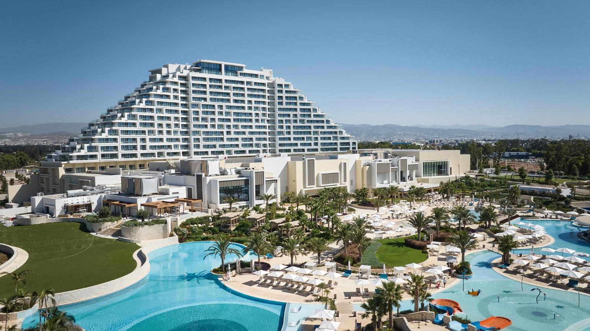 City Of Dreams Mediterranean - Integrated Resort, Casino & Entertainment Лімасол Екстер'єр фото The Atlantis Resort